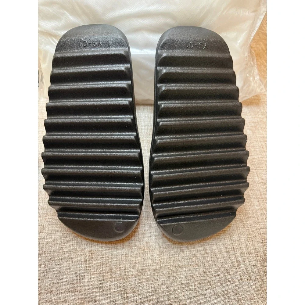 YS-01 Black Comfort Slides Chunky Platform Open Toe Sandals Mens Size 6 NEW